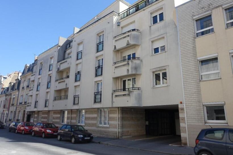 Chambre Place Drouet d'Erlon à Reims