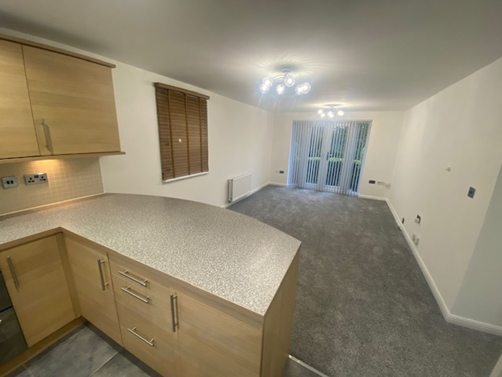 Flat Burford Gardens in Cardiff