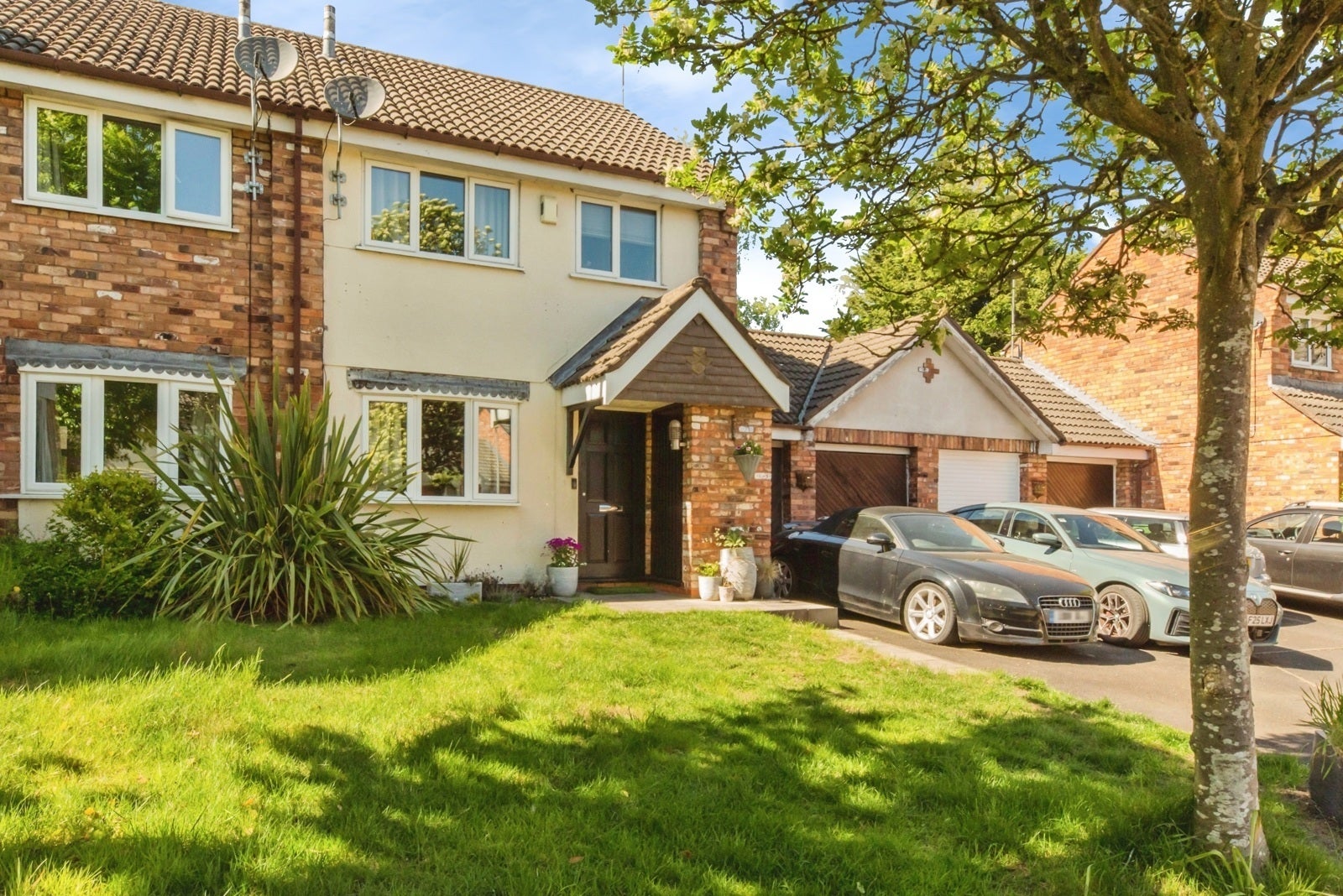 House Pevensey Drive in Knutsford