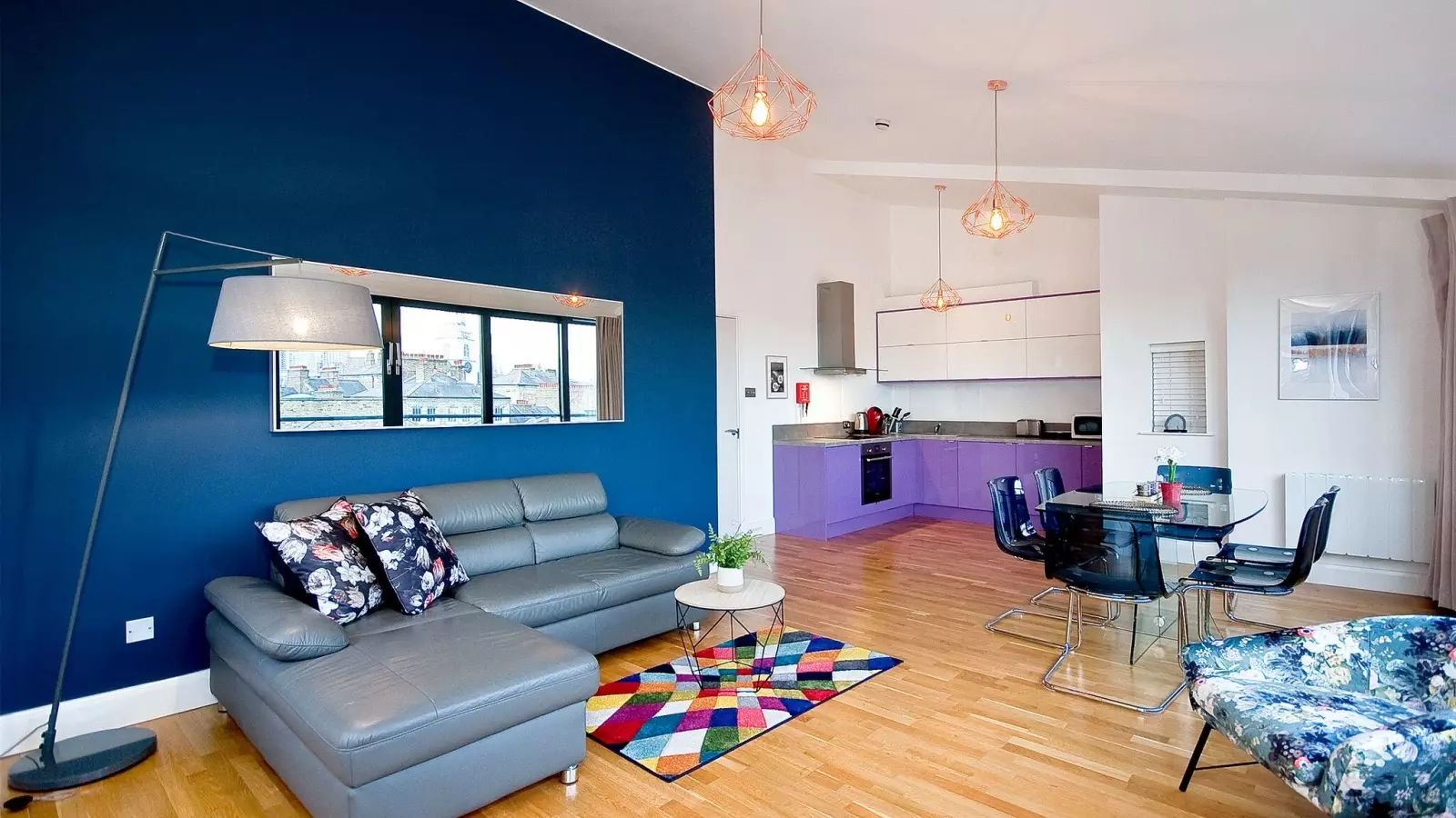 Flat Northampton Road in Greater London
