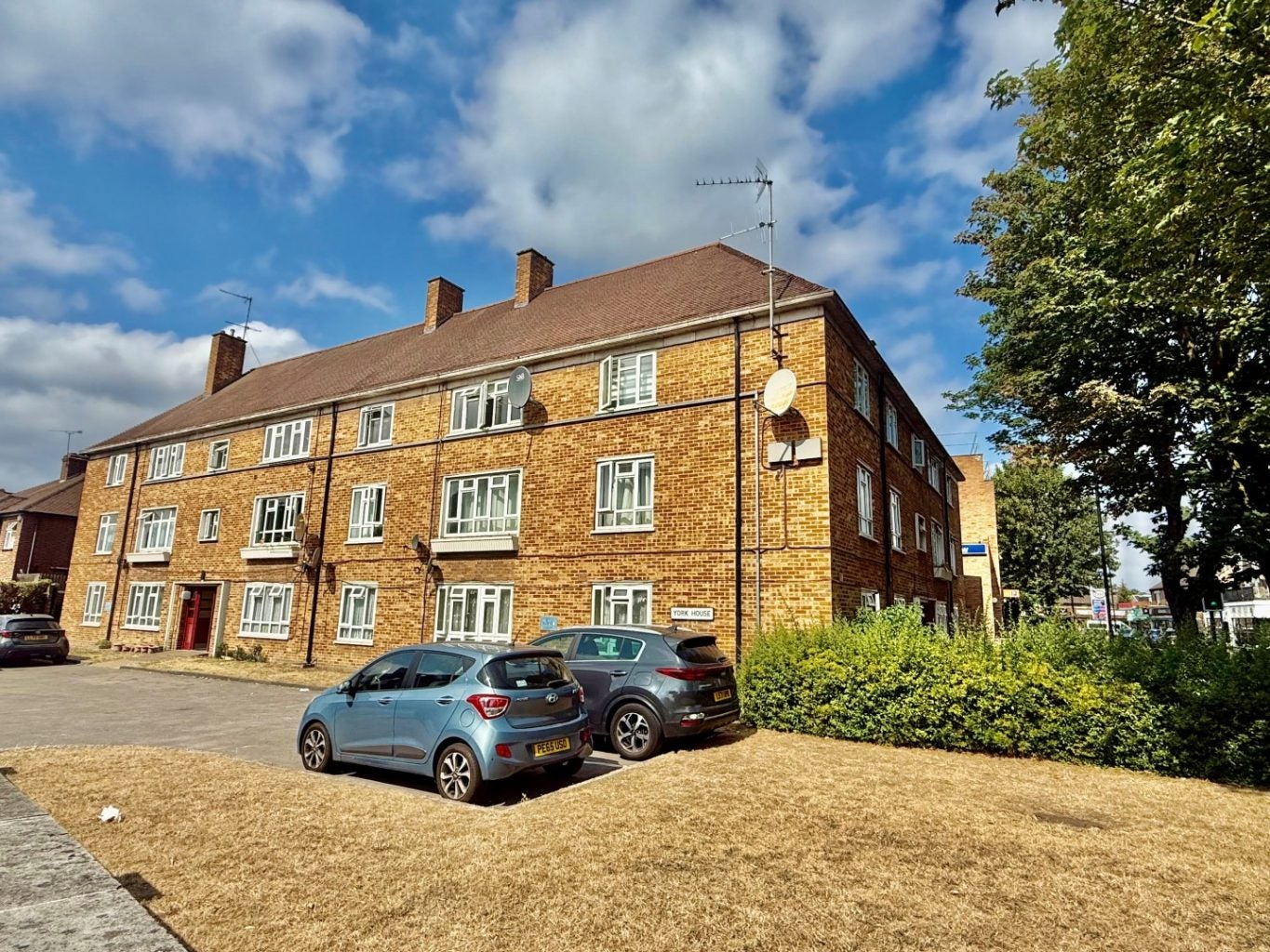 Flat Lancaster Road in Greater London
