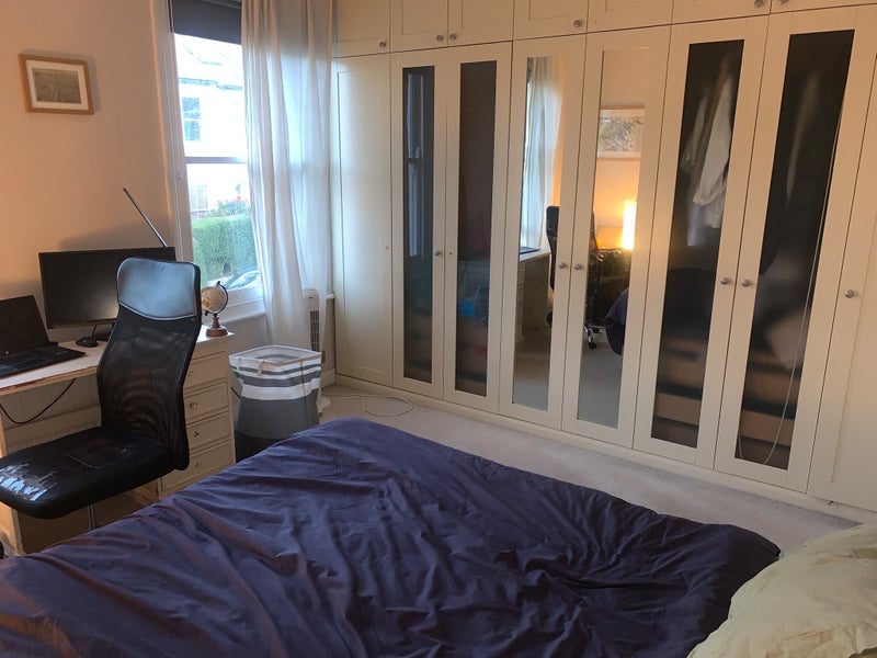 Room Tonsley Hill in Greater London