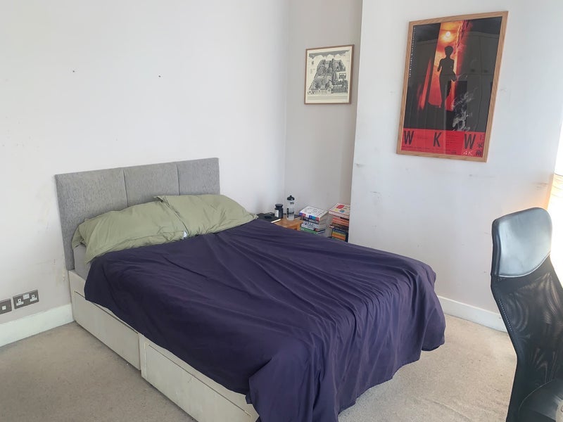 Room Tonsley Hill in Greater London