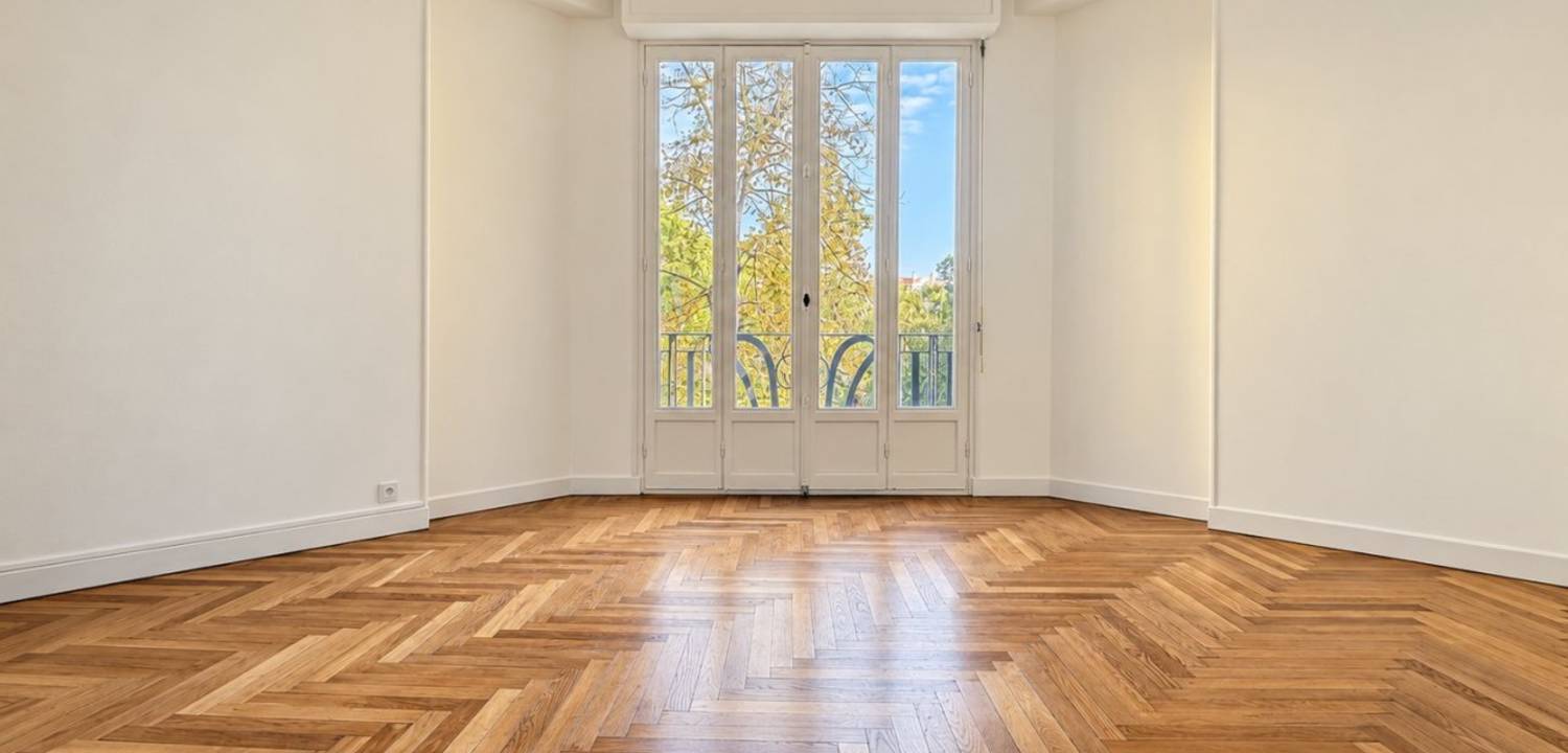 Flat Boulevard Gambetta in Nice