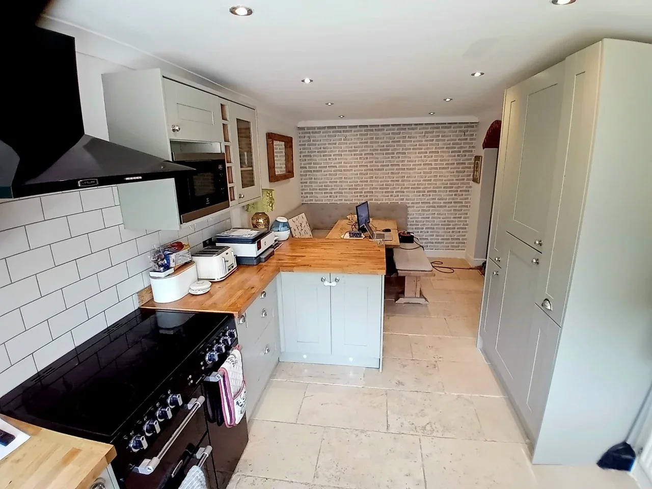 Room West Street in Tonbridge and Malling