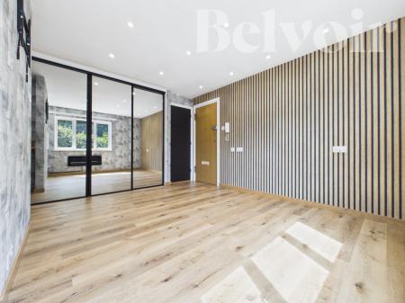 Flat Flaxfield Court in Basingstoke and Deane