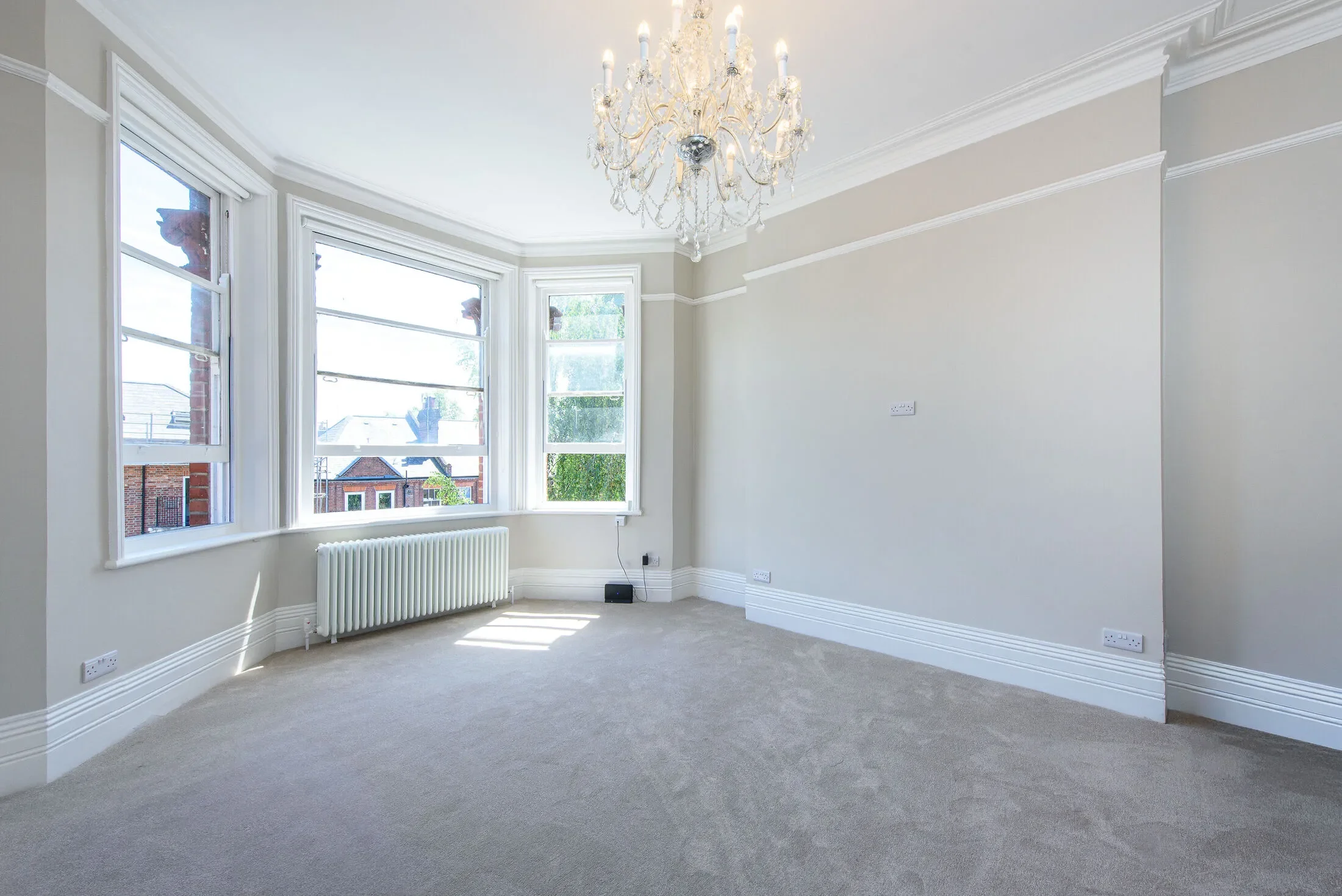 Flat Greencroft Gardens in Greater London