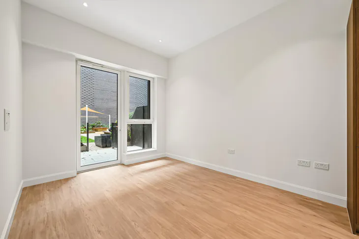 Flat Vauxhall Street in Greater London