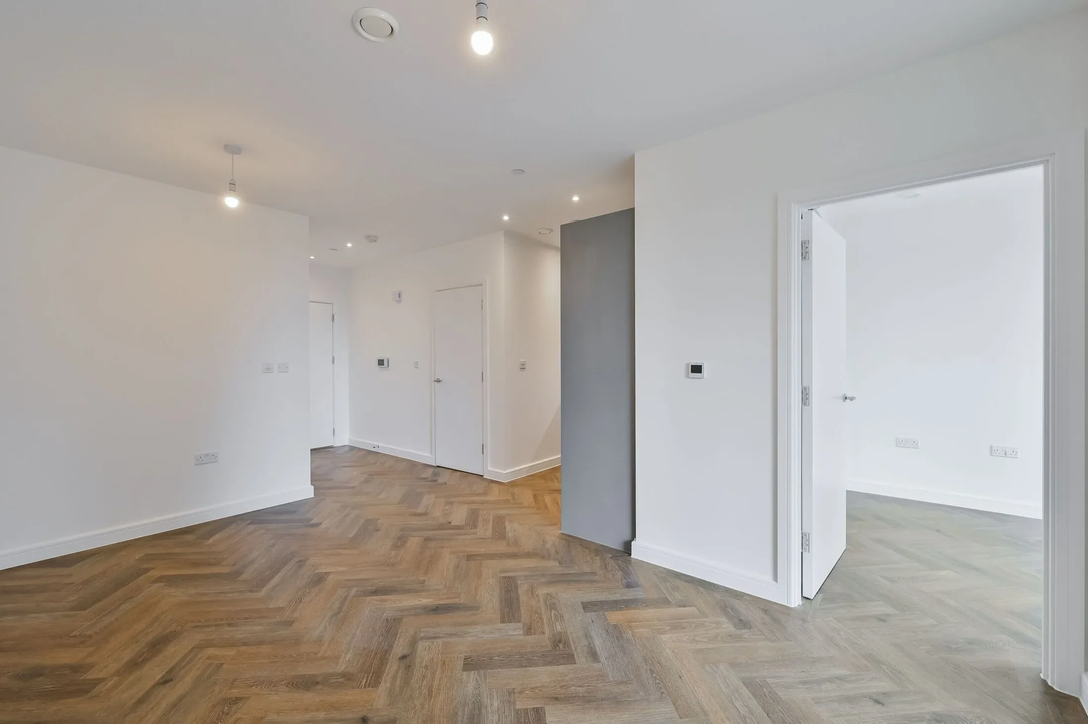 Flat Wrottesley Road in Greater London