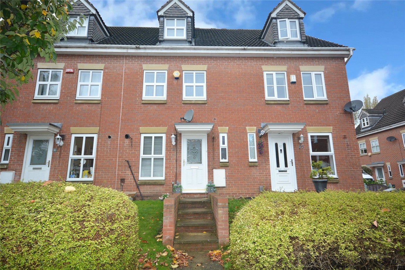 House Fulneck Close in Leeds