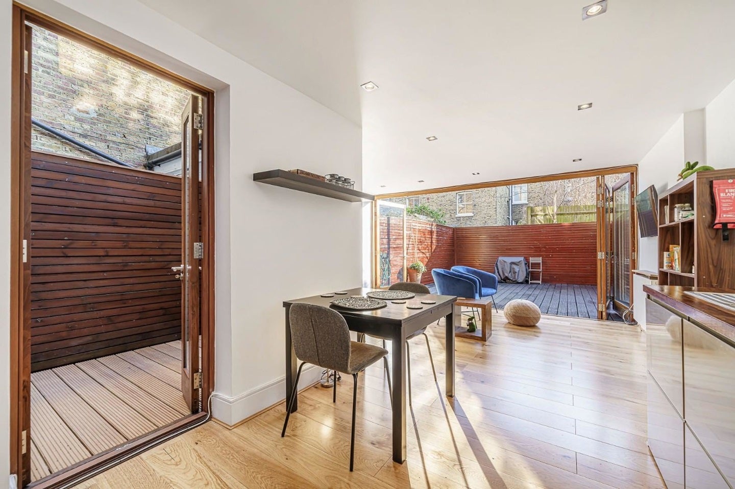 Flat Kellett Road in Greater London