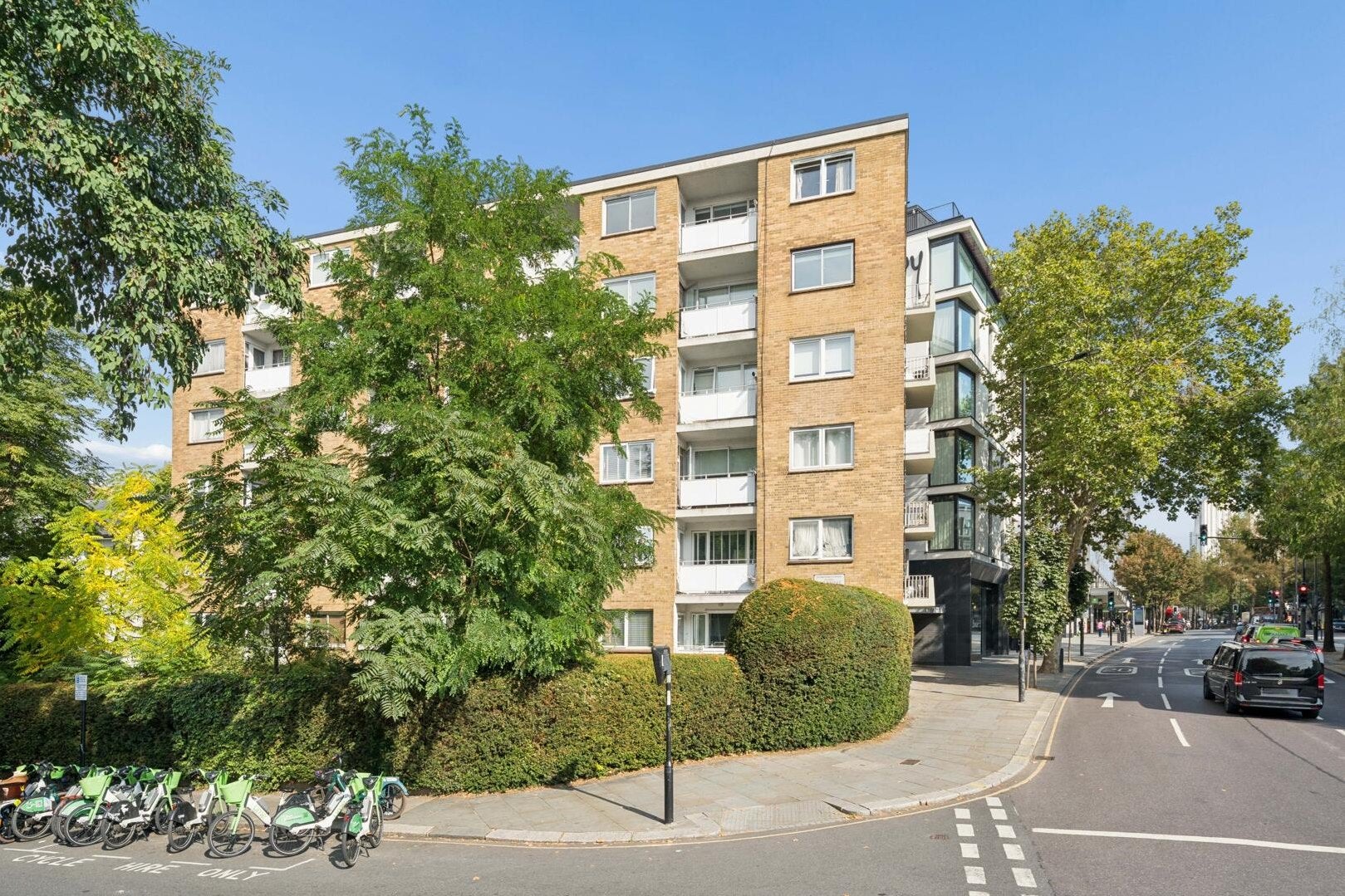 Flat Notting Hill Gate in Greater London
