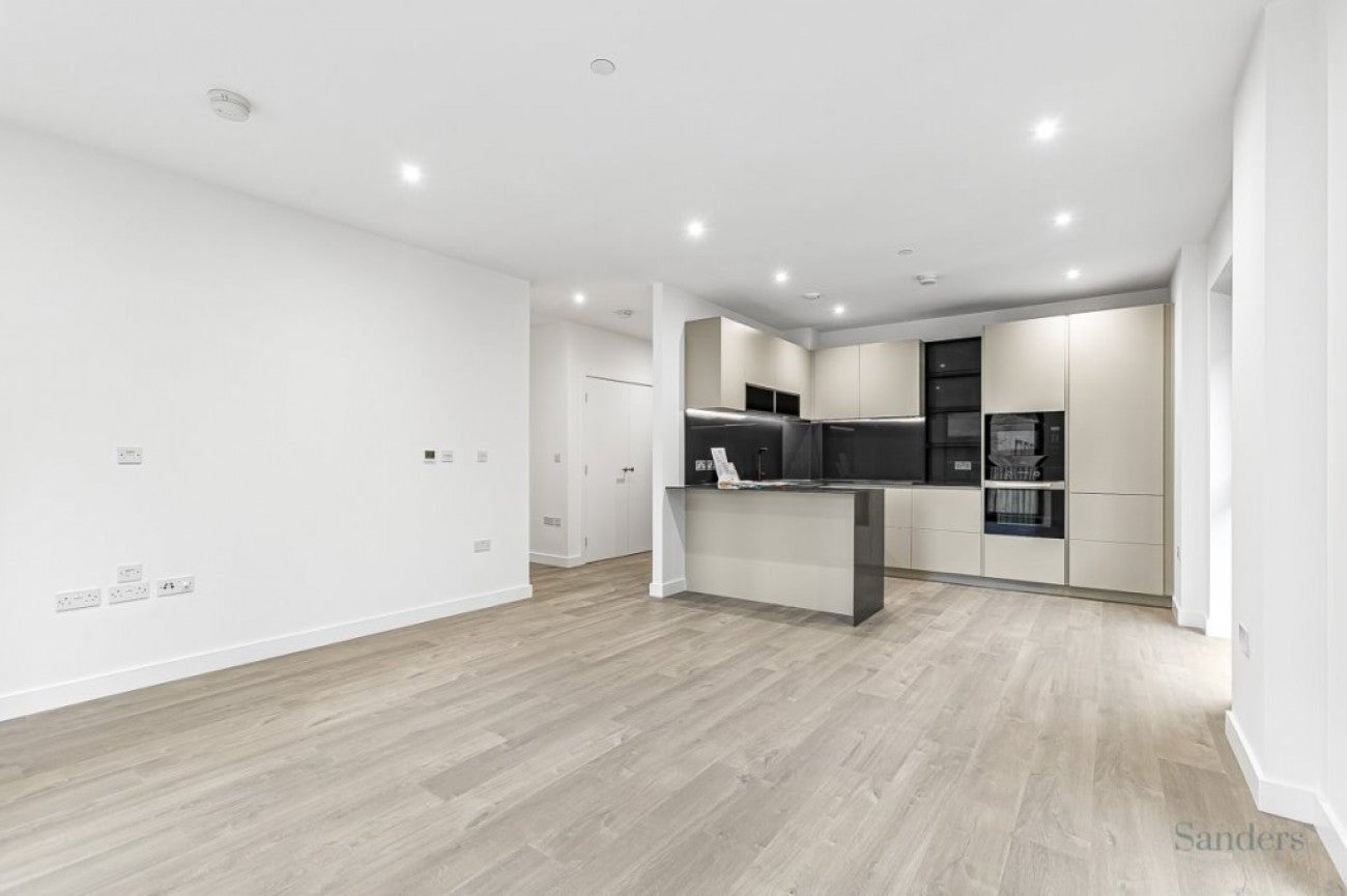 Flat Woodberry Down in Greater London