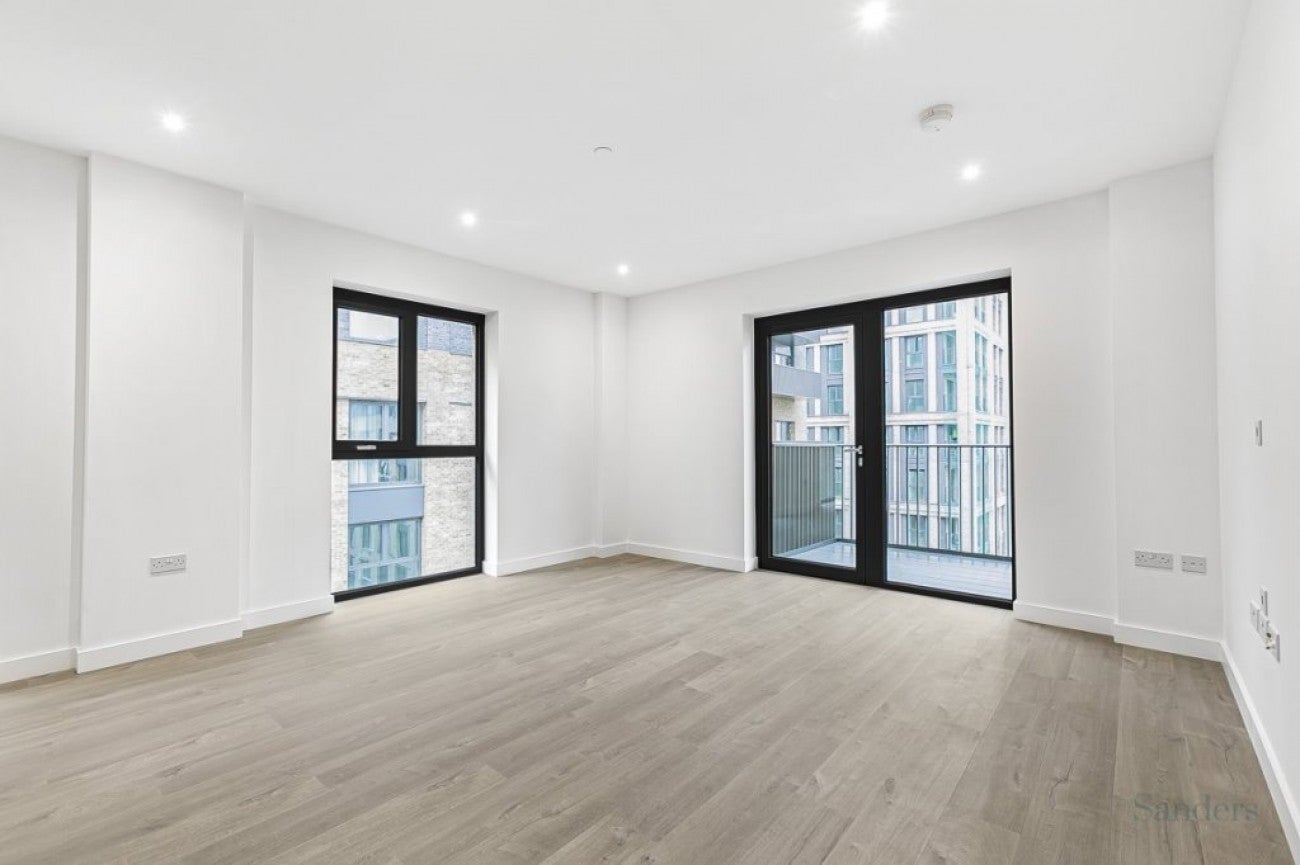 Flat Woodberry Down in Greater London
