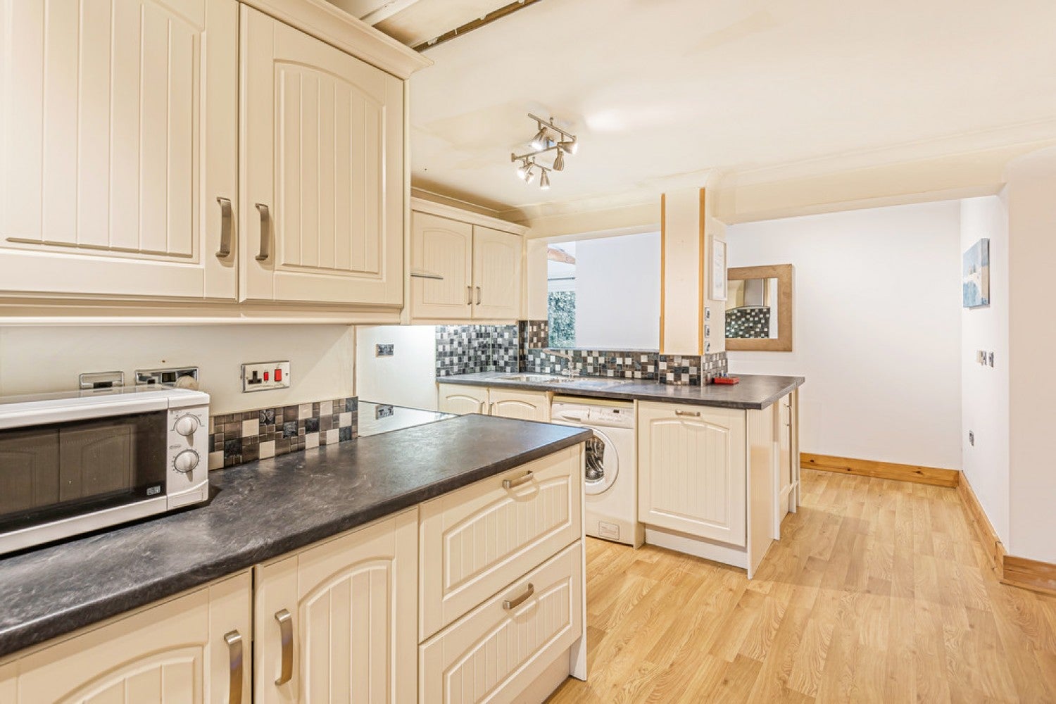 Room Burnett Close in Winchester