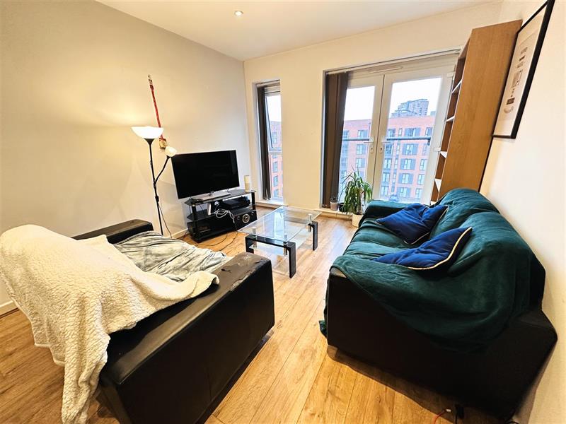 Flat Derwent Street in Salford