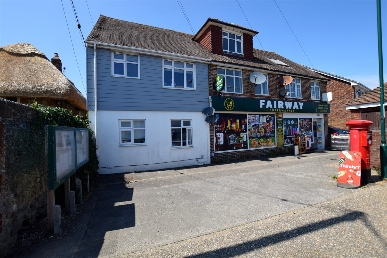 Flat Pagham Road in Arun