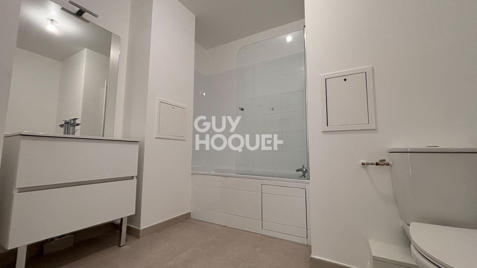 Flat Rue Bernard et Mazoyer in Aubervilliers