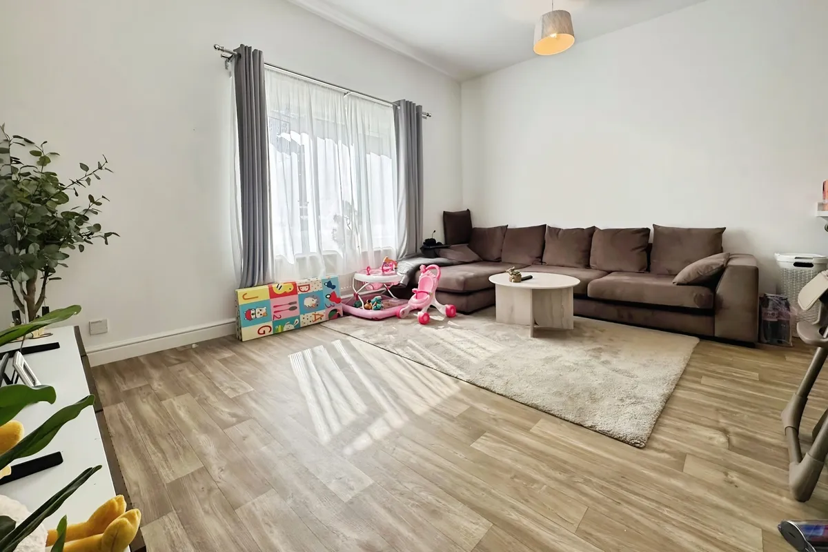 Flat Dalrymple Way in Norwich