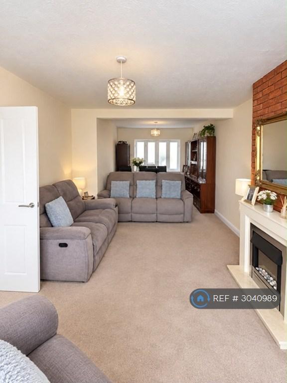 House Cillocks Close in Hoddesdon