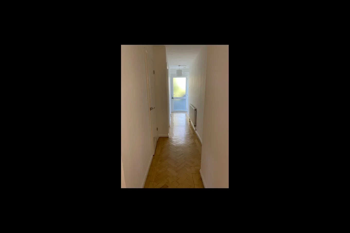 Flat Fox Lane in Greater London