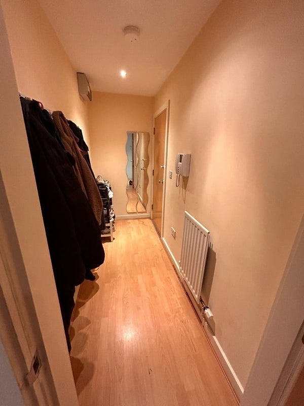 Room Nell Lane in Manchester