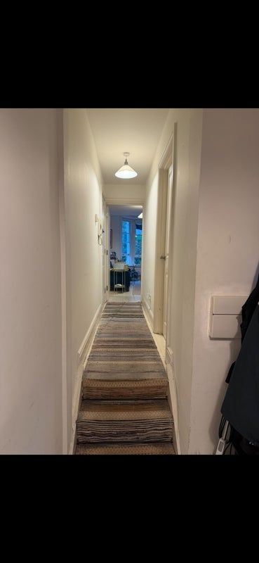 Flat Holmewood Gardens in Greater London