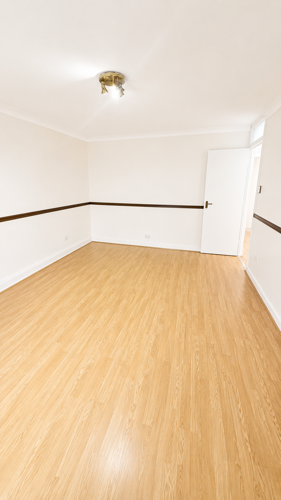 Flat Gurney Close in Greater London