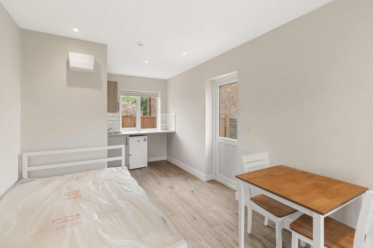 Flat Langley Avenue in Dacorum