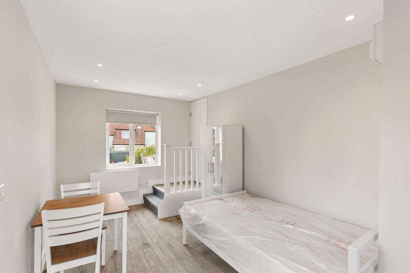 Flat Langley Avenue in Dacorum