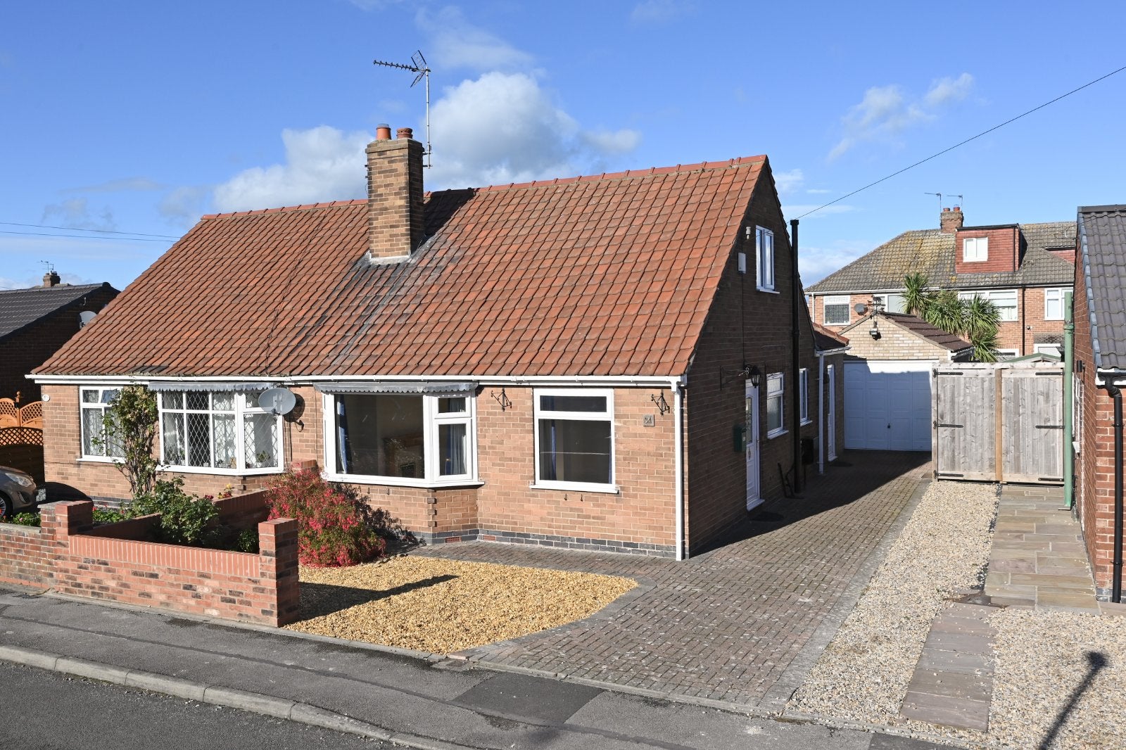 House Whitethorn Close in Huntington