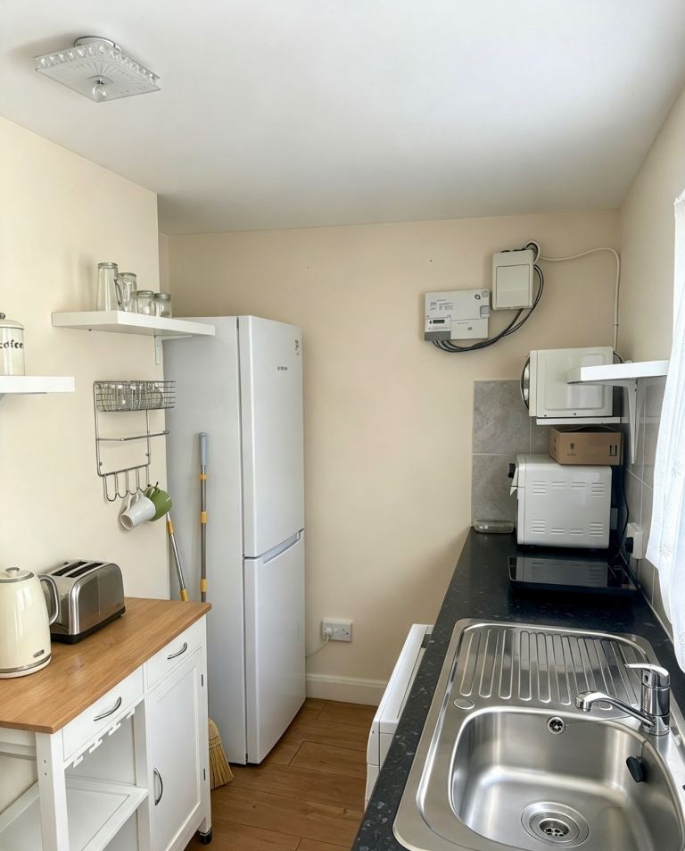 Flat Crest Drive in Greater London