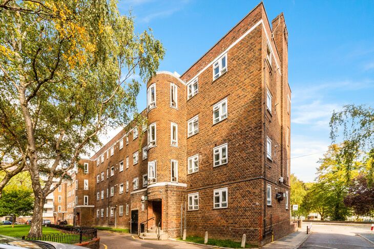 Flat Maitland Park Villas in Greater London