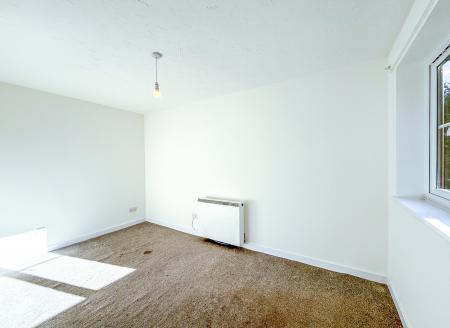 Flat Crown Rise in Watford