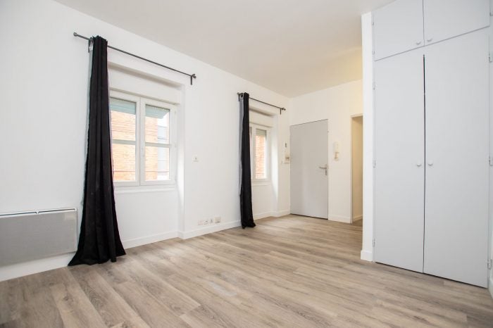 Flat Rue Léon Gambetta in Toulouse