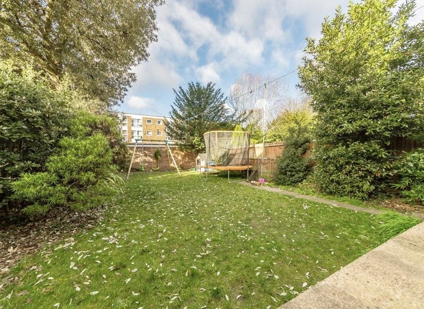 House Adelaide Road in Greater London