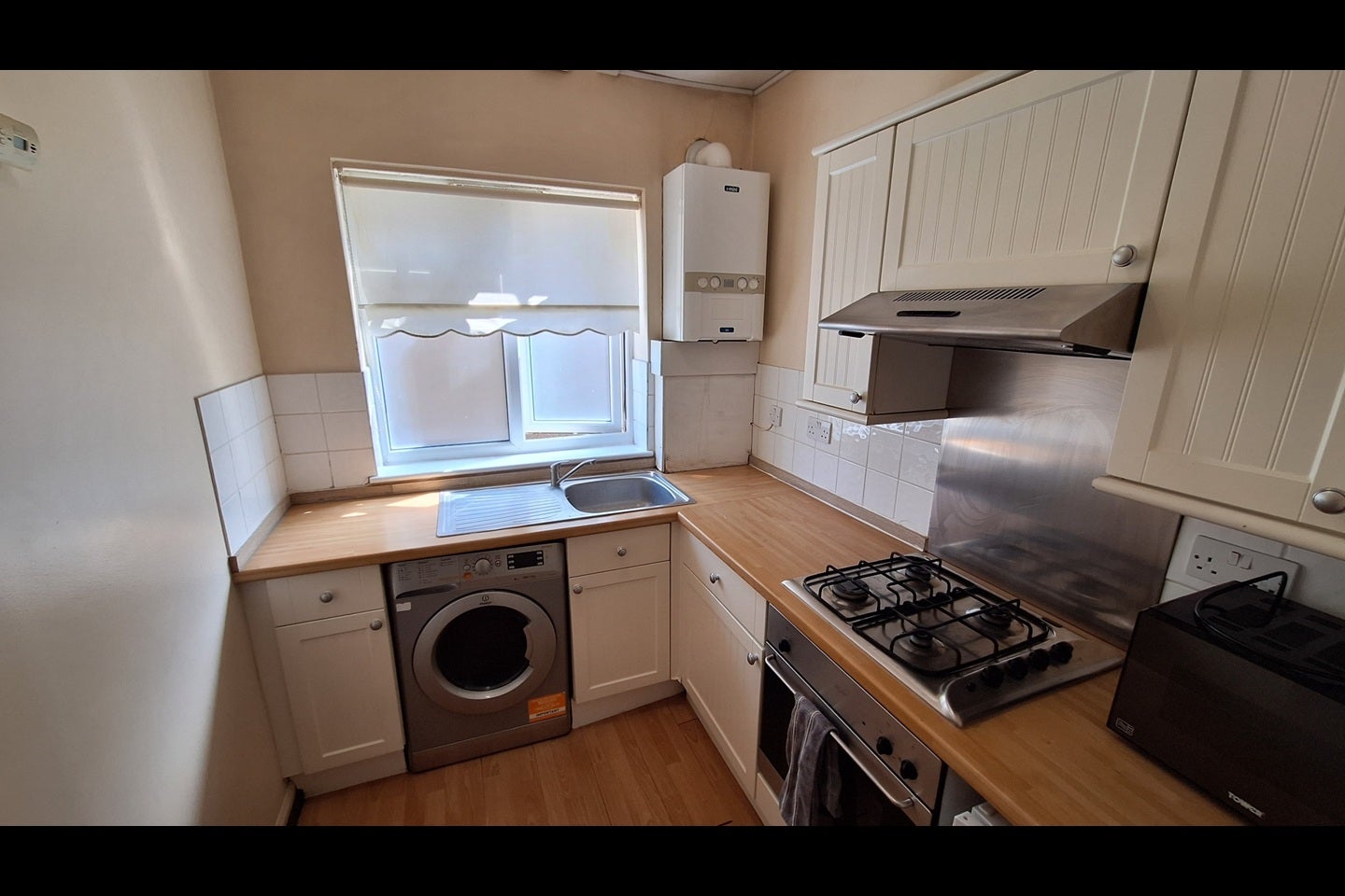 Flat Palace Grove in Greater London