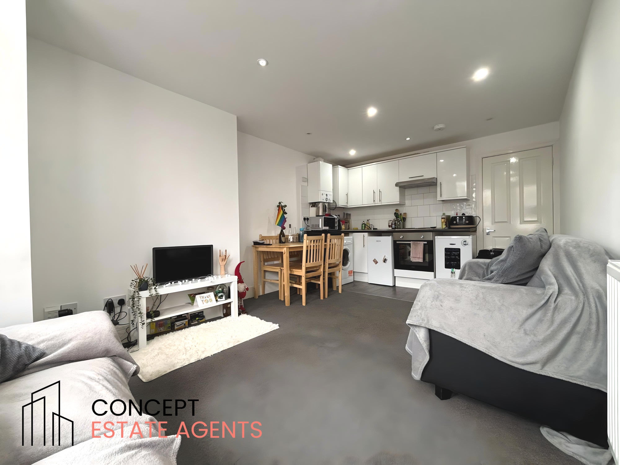 House Cowdrey Road in Greater London