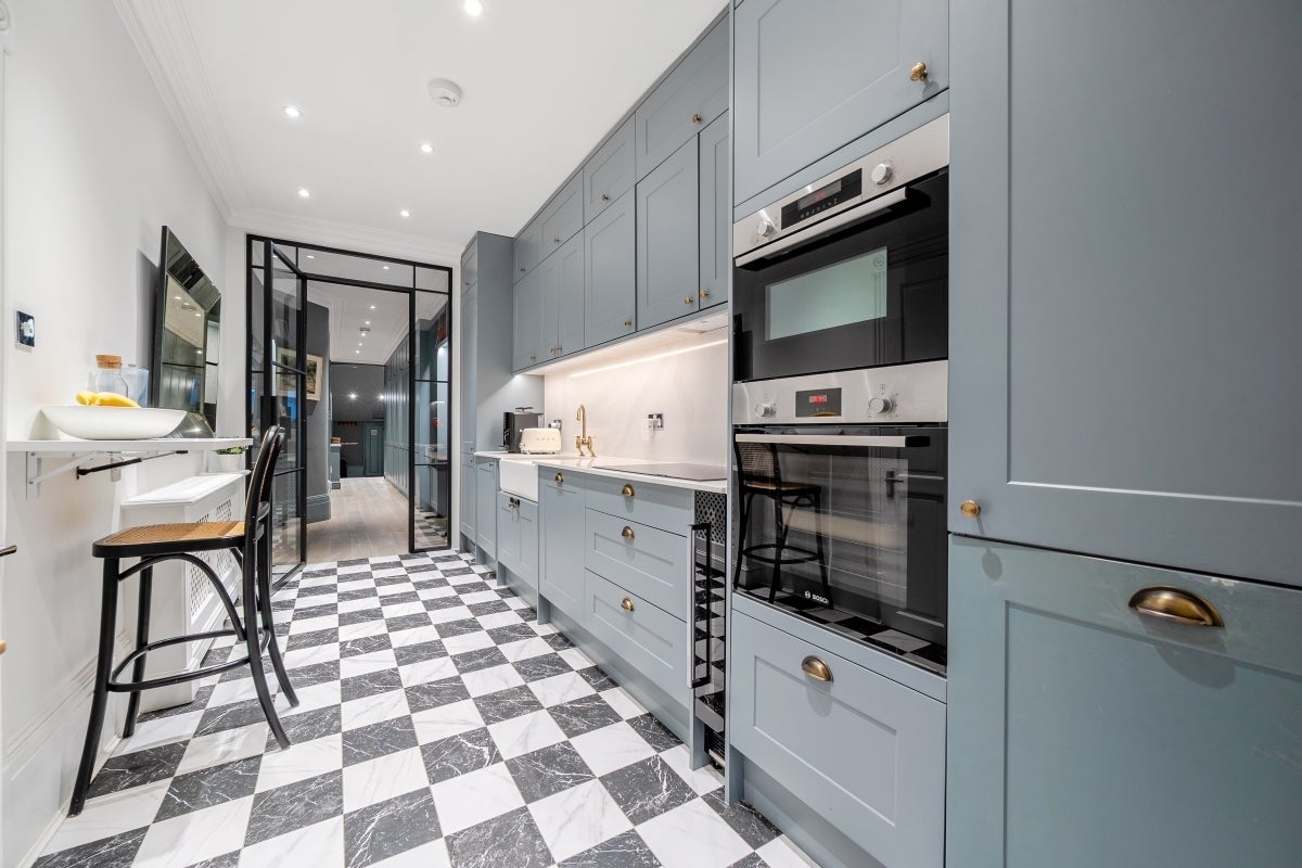 House Coleherne Mews in Greater London