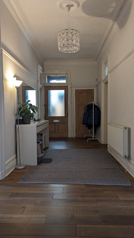 Room Renfrew Street in Glasgow