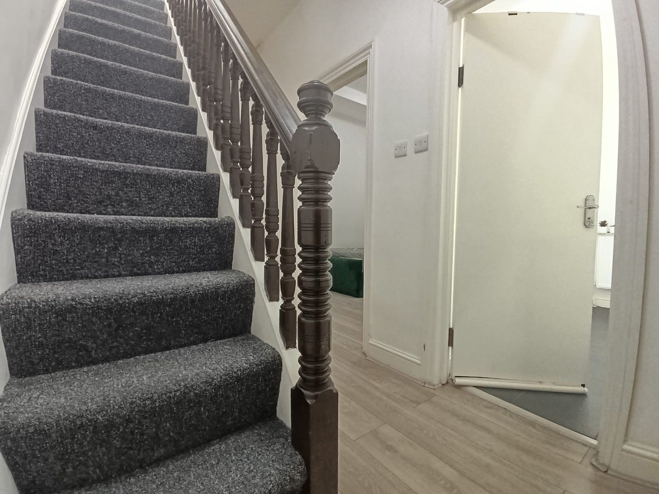 Flat South Street in Greater London