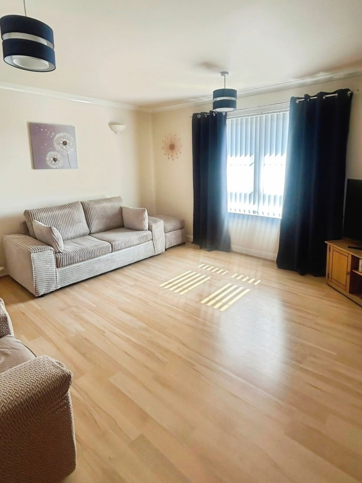 Flat West End in West Calder