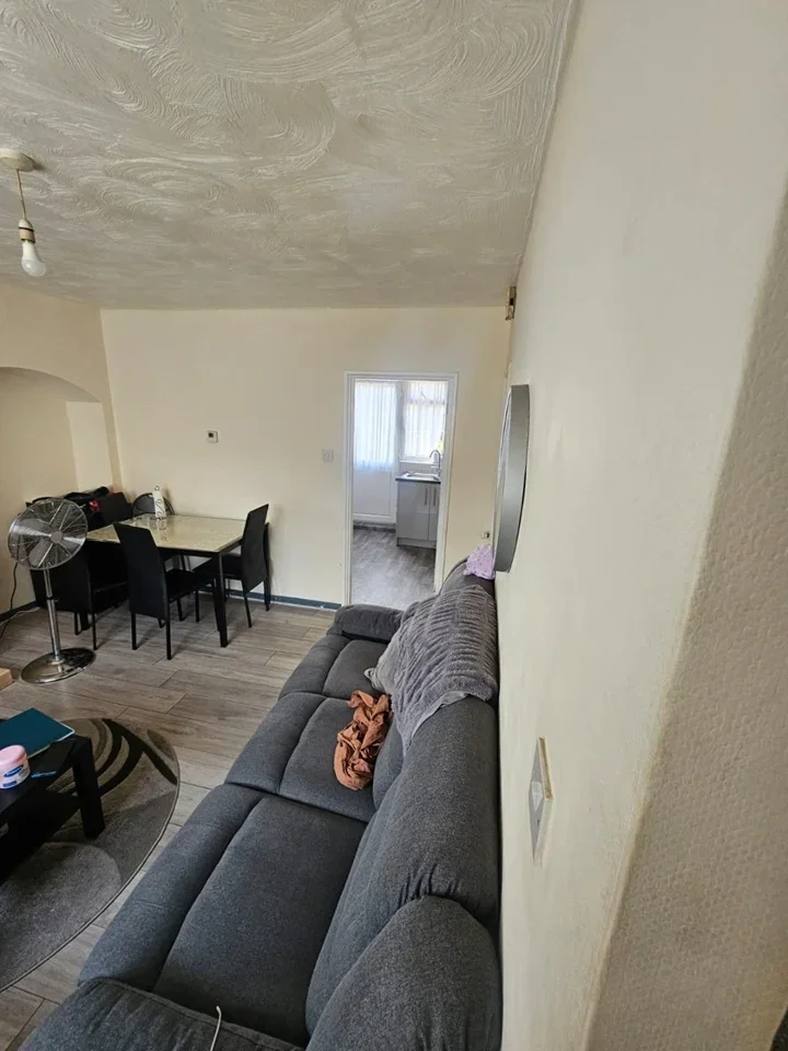 House Hewett Road in Greater London