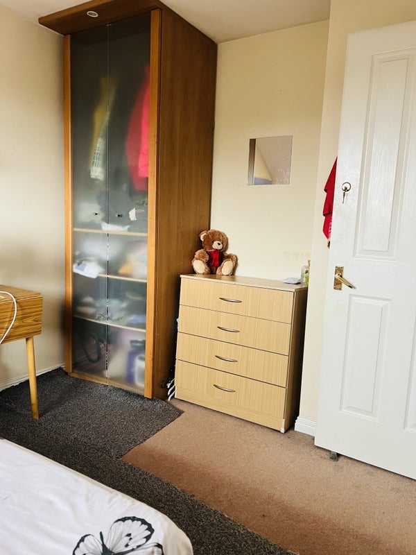 Room Williams Drive in Greater London