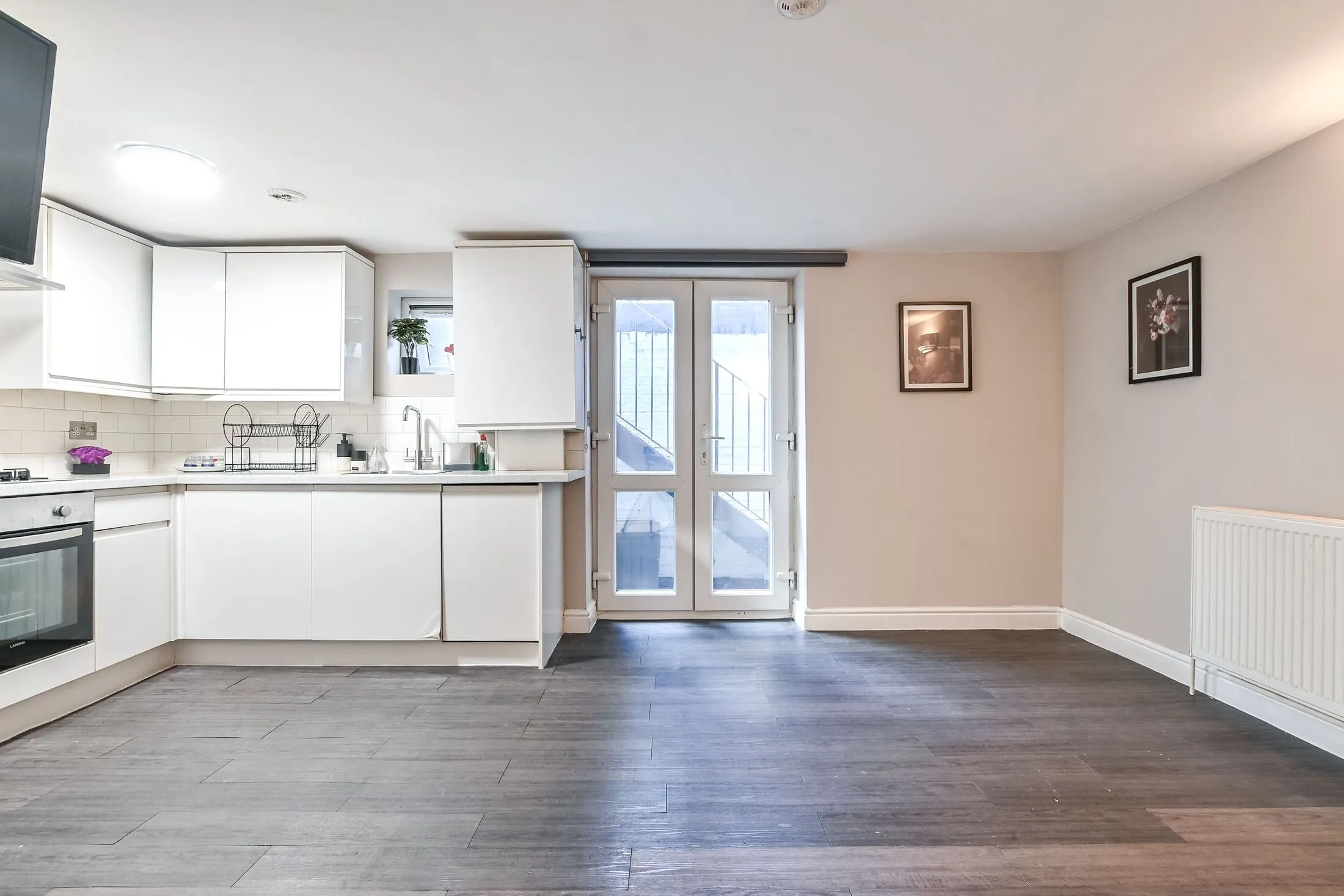 Flat Caledonian Road in Greater London