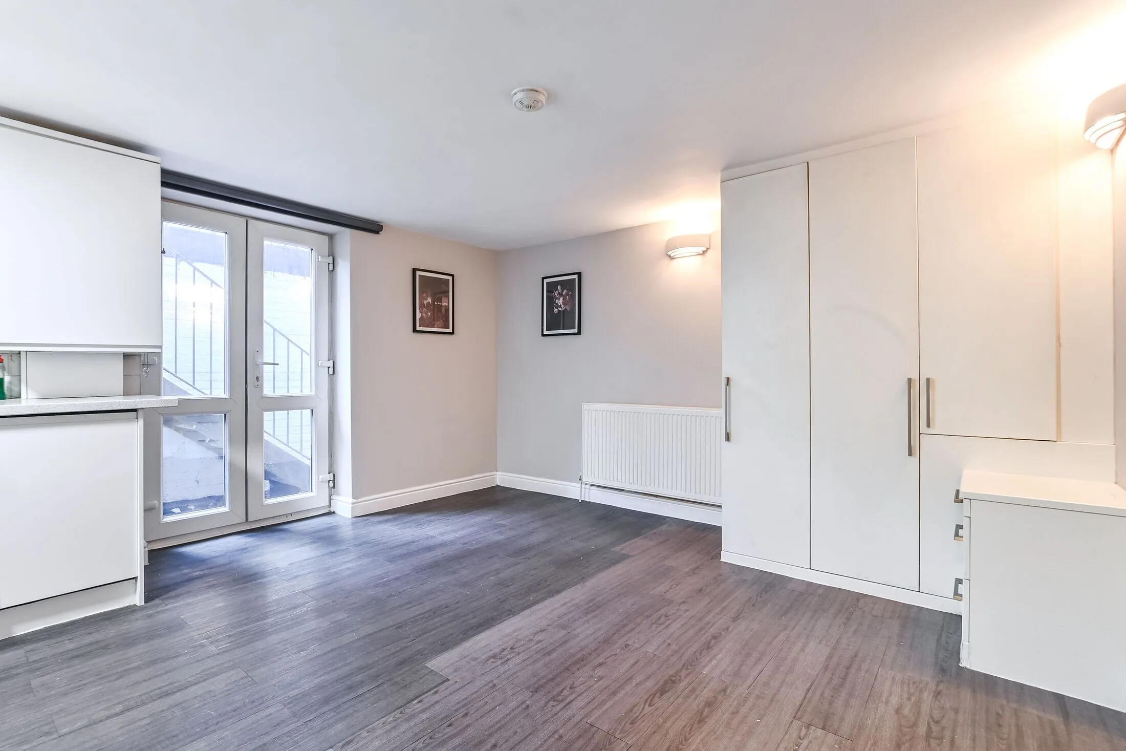 Flat Caledonian Road in Greater London
