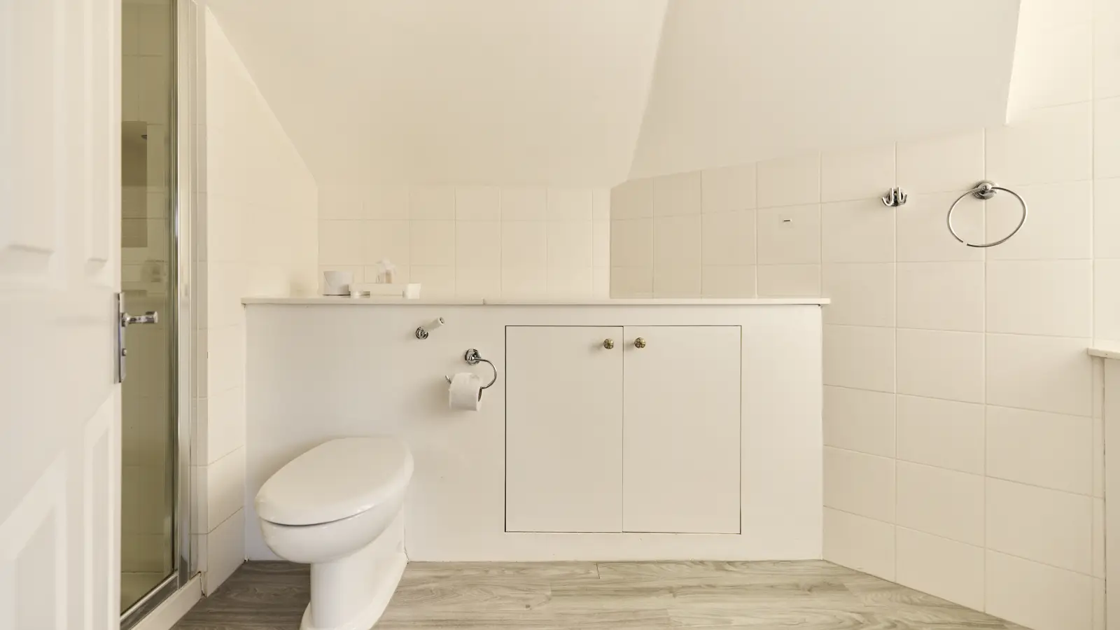 Flat Rudall Crescent in Greater London