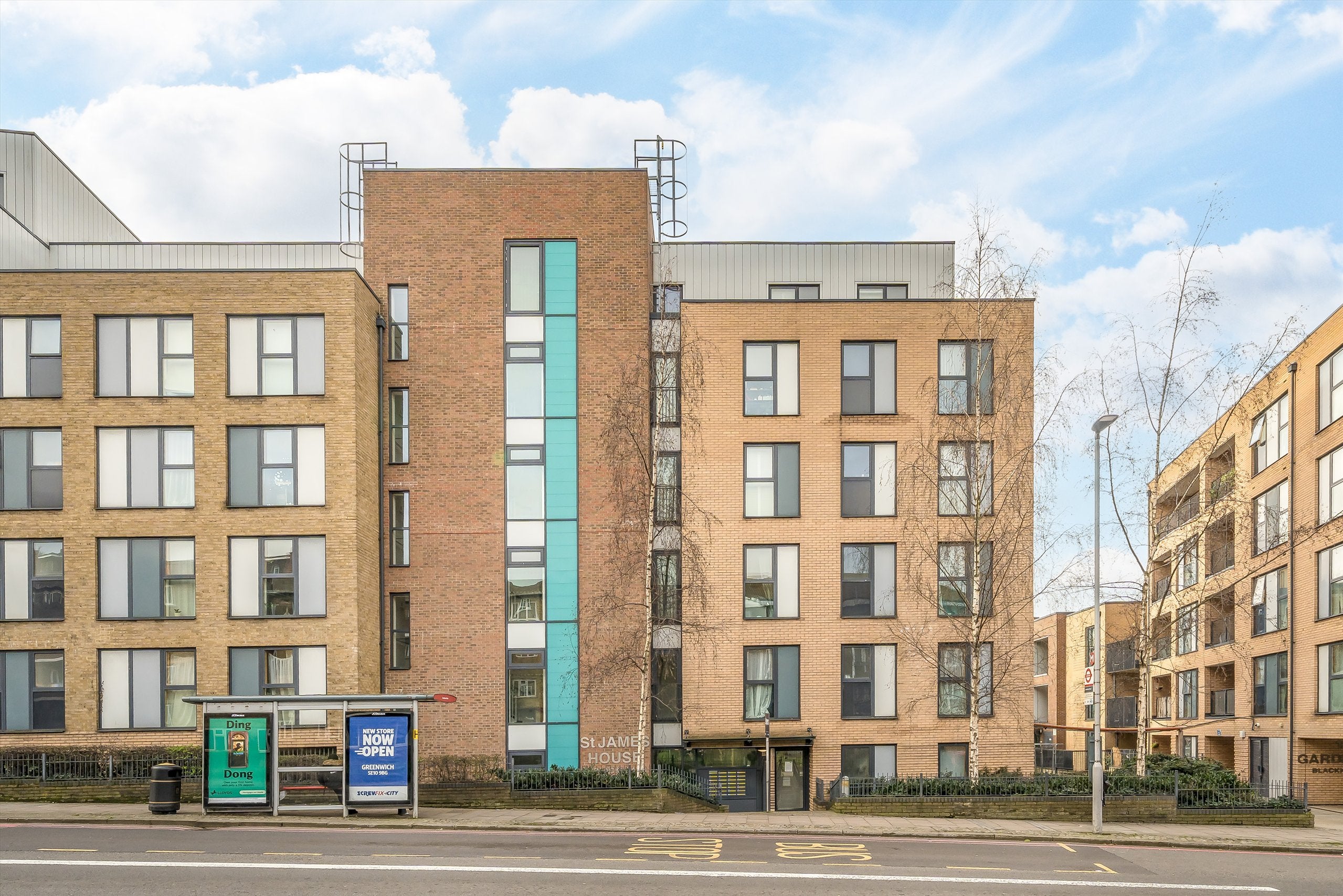 Flat Blackheath Hill in Greater London