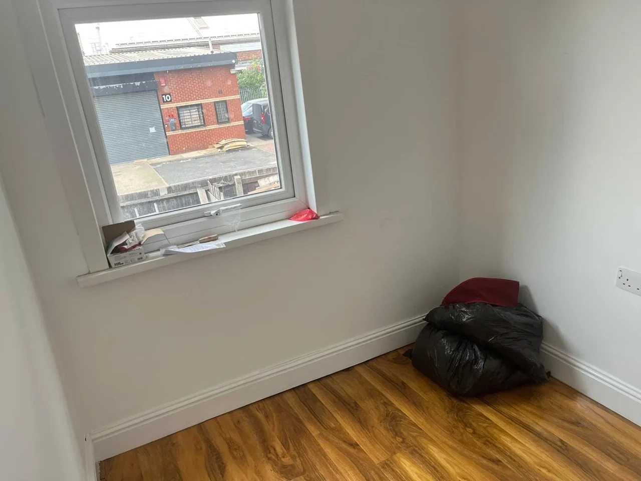 Room Wanstead Park Road in Greater London