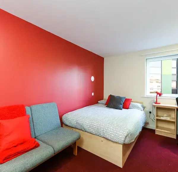 Room Midland Way in Nottingham